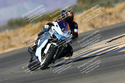 media/Jan-09-2022-SoCal Trackdays (Sun) [[2b1fec8404]]/Turn 16 (11am)/